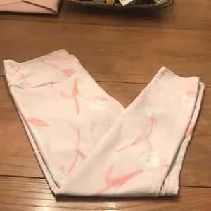 Fabletics cropped pant